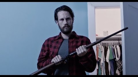 一家惨殺犯は家に棲みついた“何か”に命じられ…／映画『悪魔の棲む家　REBORN』予告編