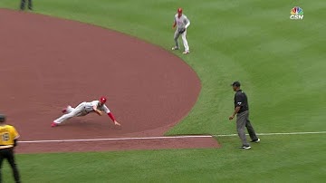 PHI@PIT: Stassi lays out to rob Bell in the 4th