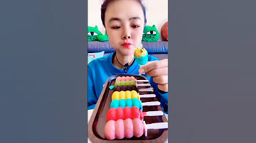 BLACK CHOCOLATE ICE CREAM ASMR QUICKLY EATING 