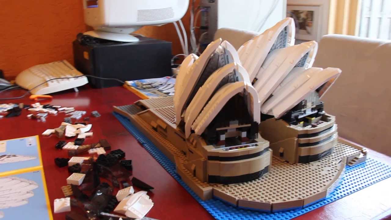 Lego 10234 Sydney Opera House Book 4