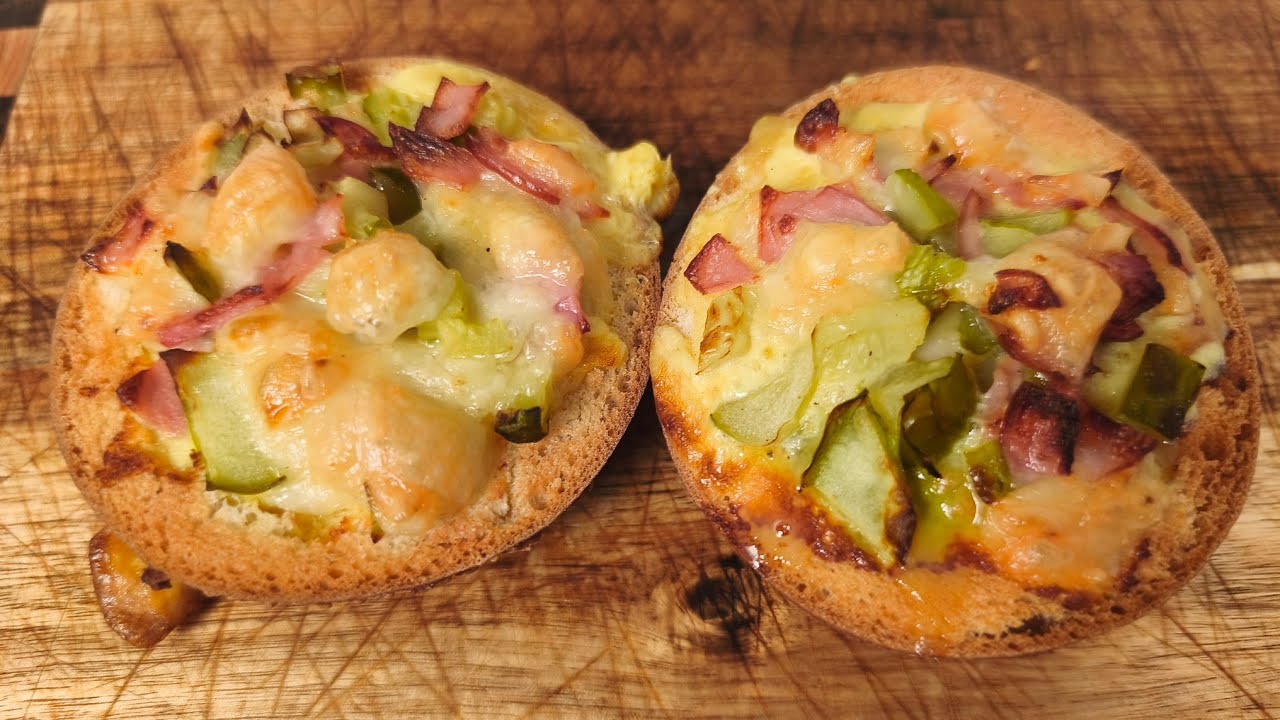 Zapiekanki Air Fryer - Zapiekana bułka z jajkiem