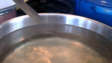 Thermal boundary layer in boiling sugar solution