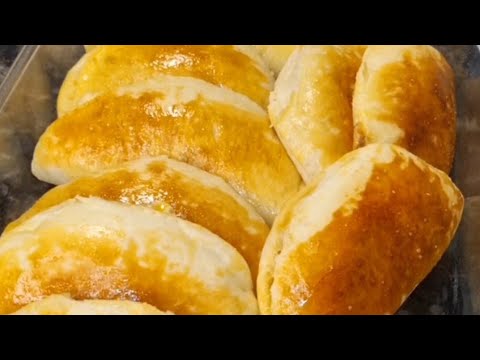 RECEITA DE PASTEL DE FORNO RECHEADO COM CARNE MOÍDA E QUEIJO