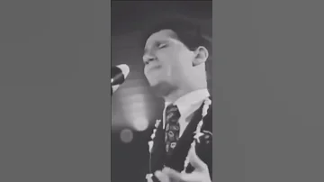 عبدالحليم حافظ كوبلية رميت الورد طفيت الشمع يـ حبيبي 