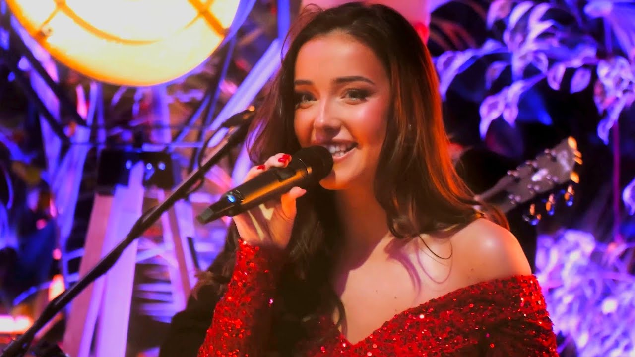 Lucy Thomas | Christmas Concert Highlights | Palm House Liverpool