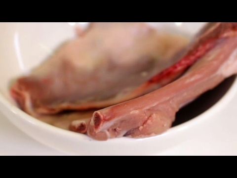 Video: 3 būdai, kaip mėgautis konservuotomis sardinėmis