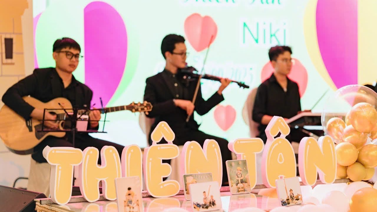 Mashup Bên Trên Tầng Lầu - Cắt Đôi Nỗi Sầu | Ours Band