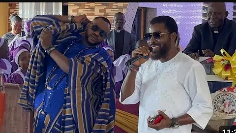 IBRAHIM CHATTA IN CHURCH AS  ODUNLADE ADEKOLA BURY FATHER IN OTUN- EKITI