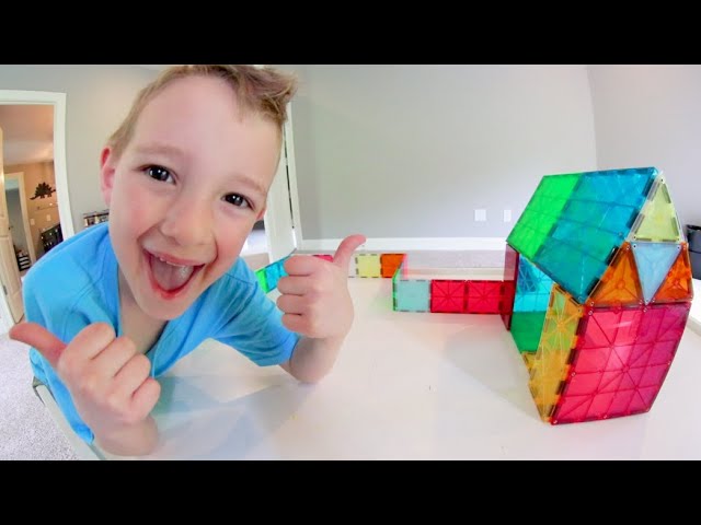 MY FAVORITE TOY EVER! / Magnet Blocks! class=