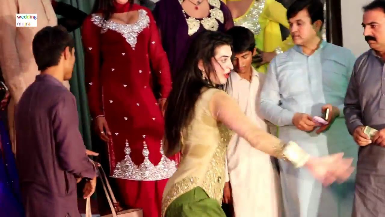 ⁣Talash Madam Talash Jaan Mujra Shemale Birthday Dance Party Mujra