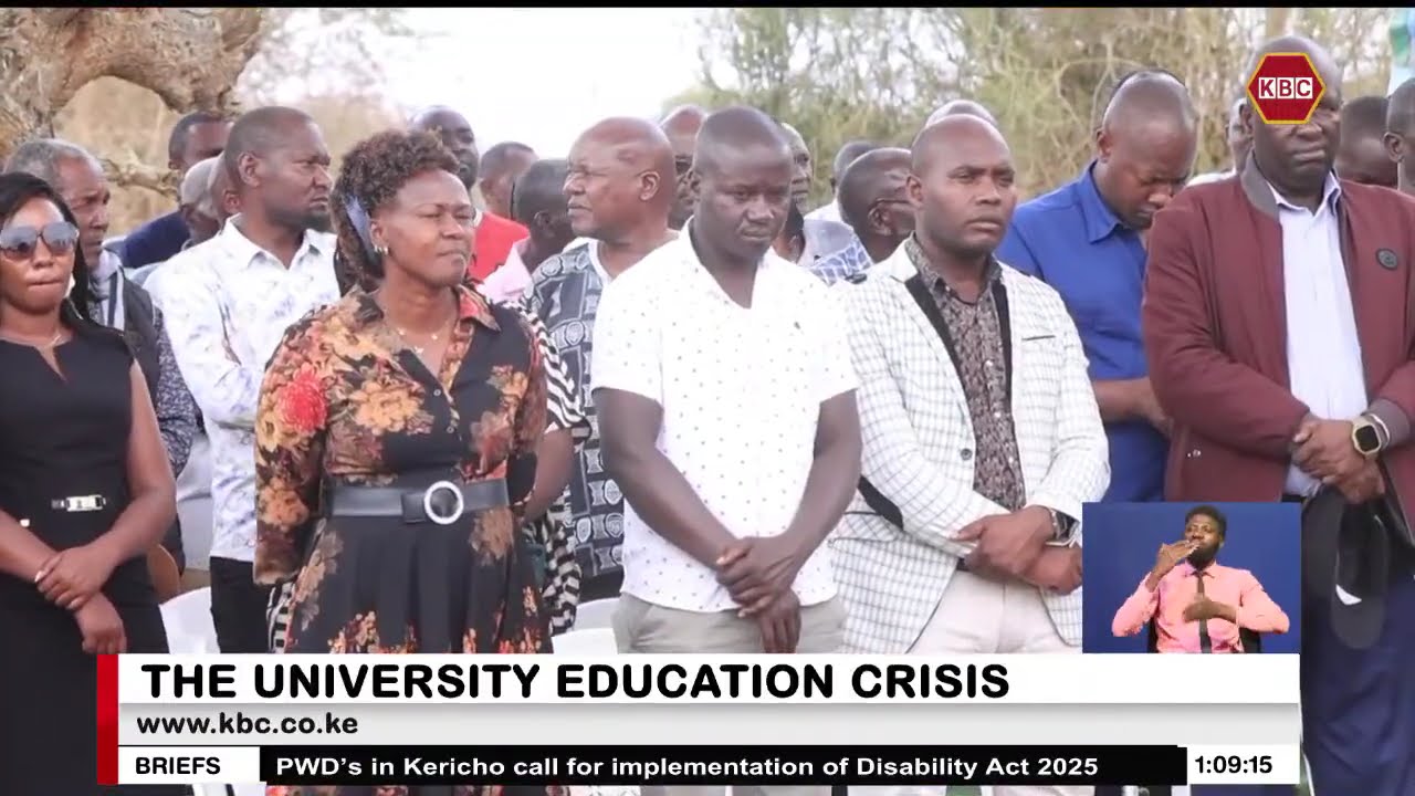 Правительство обвиняют в неспособности положить конец продолжающейся забастовке преподавателей