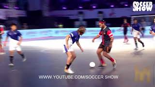 Magical skills performed by Ronaldinho playing Premier Futsal 2017 ● Destroying Skills & Tricks screenshot 4