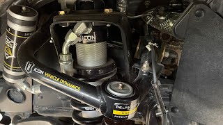 HOW TO GREASE ICON SUSPENSION DELTA JOINT!! 3RD GEN TACOMA **QUICK & EASY**