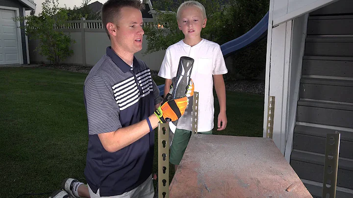 What is inside a aluminum bat? (2023)
