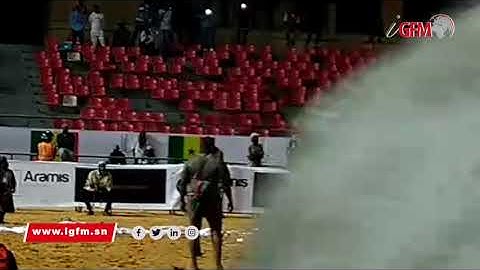 Lutte : revivez le combat Tapha Tine vs Bombardier