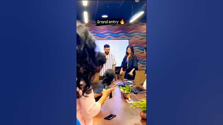 A grand entry by virat and anushka #cricket #viratkohli #trending #cricket #anushkasharma #entry