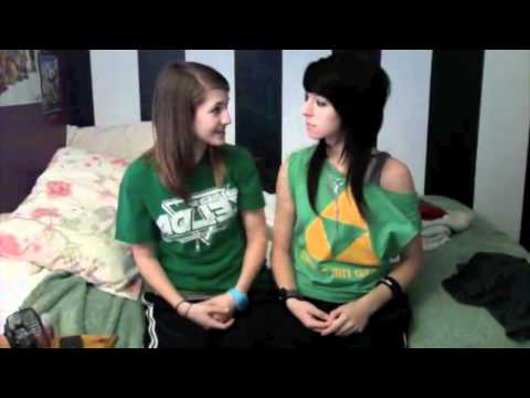 'i-pledge-allegiance-(pudding)'---above-all-that-is-random-3---christina-grimmie-&-sarah