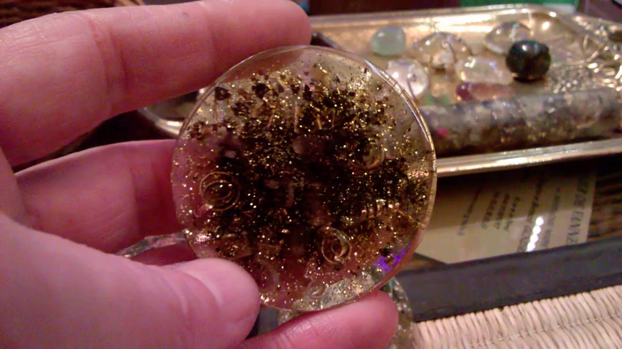 Différents types et formats de pendentifs en Orgonite ....