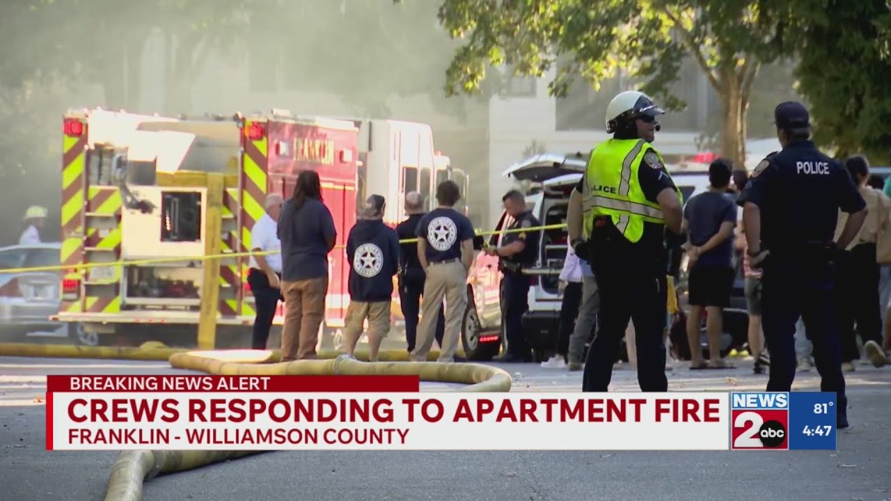 Crews responding to Franklin apartment fire - YouTube