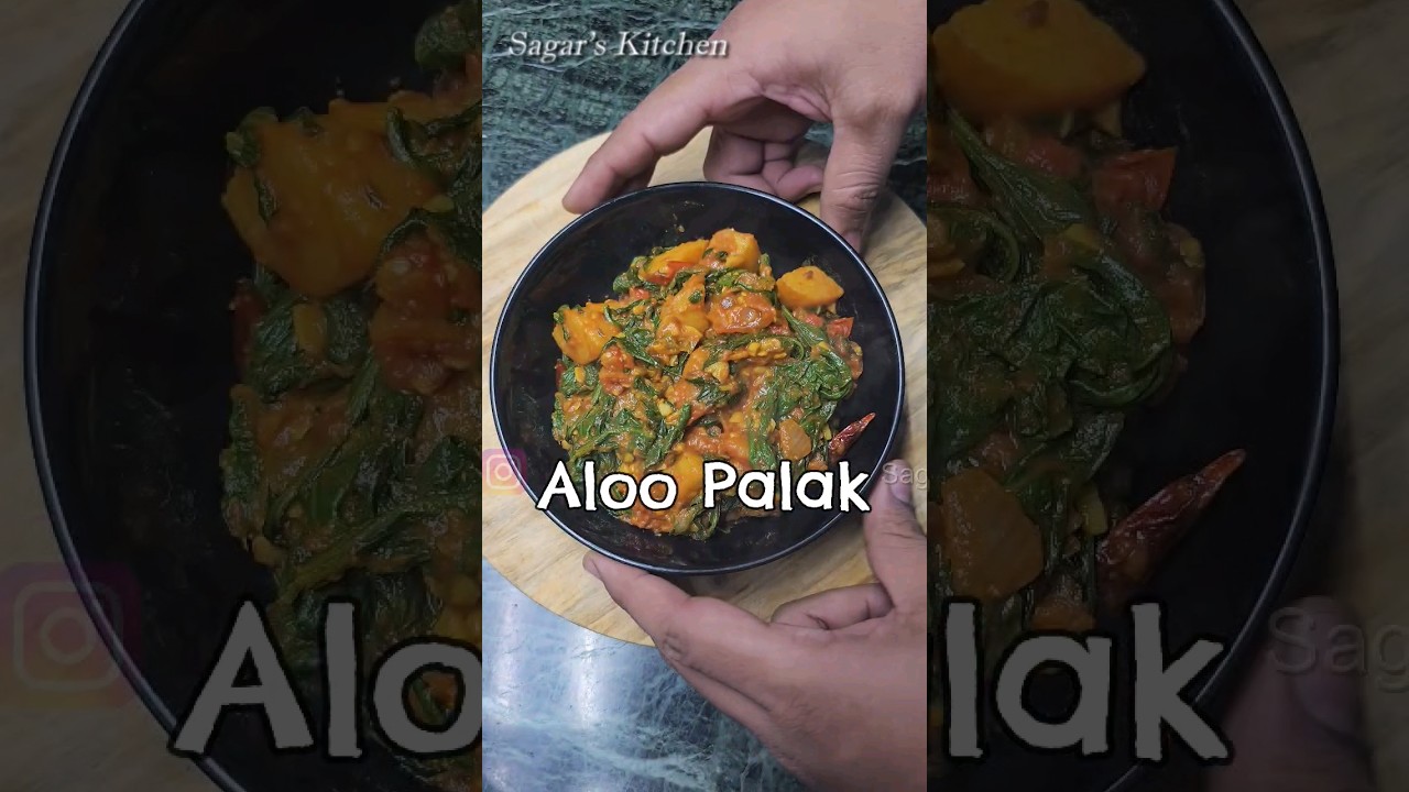 Aloo Palak ki Sabji Very Easy and Tasty Make Instant #YouTubeShorts #Shorts #Viral #AlooPalak