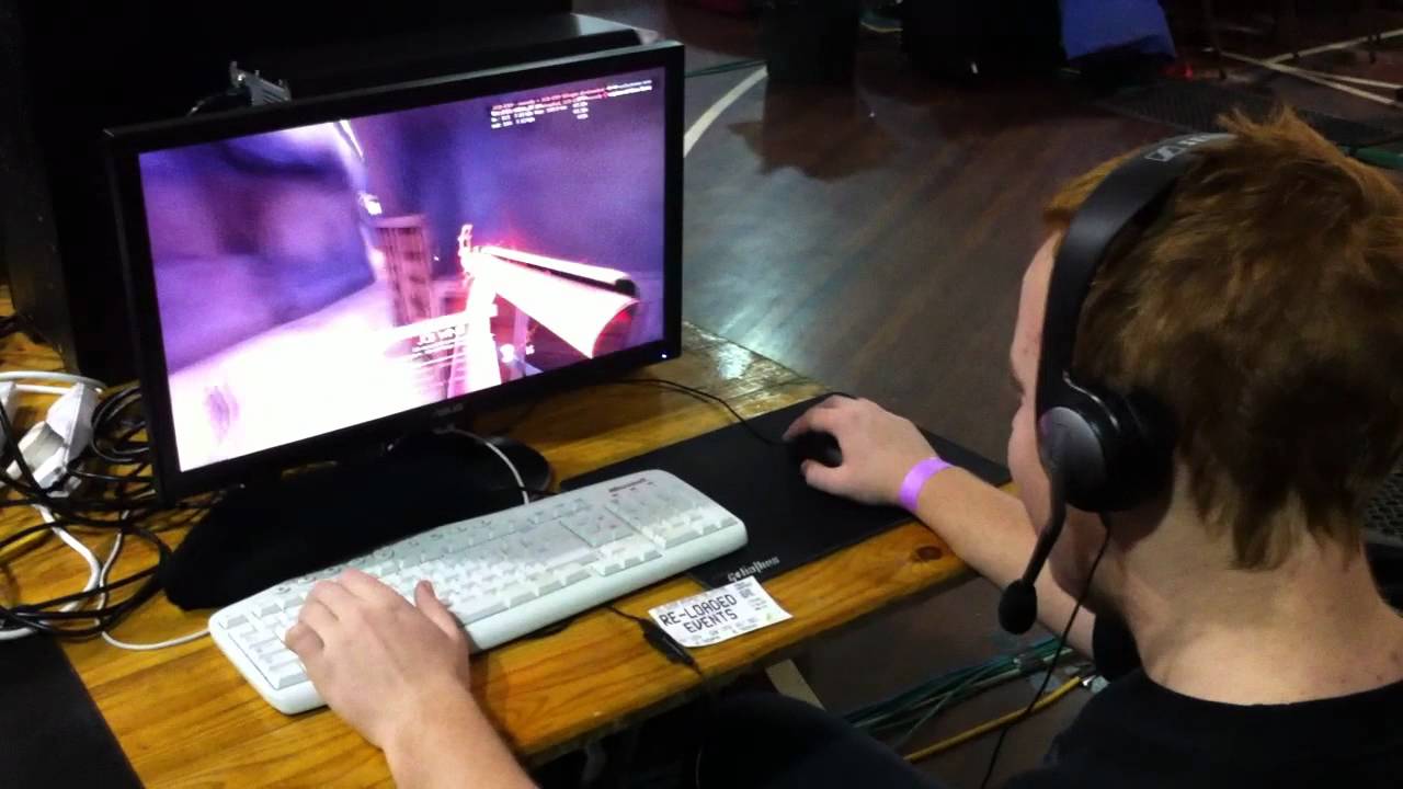 ozfortress @ reloaded lan 2011