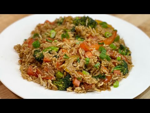 Vidéo: Riz Sauté Aux Légumes