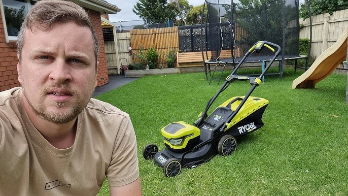 Ryobi Lawnmower, 18 V, OnePlus LithiumPlus, Cut 33 cm, 1 Battery 4.0 Ah-1,  Charger RLM18X33B40