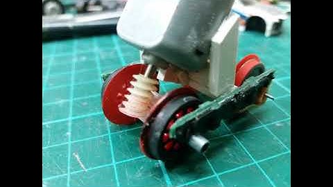 HO/OO locomotive scratch built Battery powered