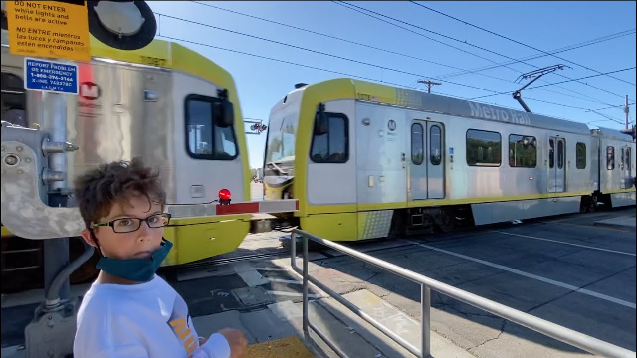 Железнодорожные переезды Metro Rail - станция Watts Towers 2020