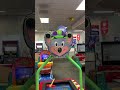 Chuck e cheese attacked animatronic mouse