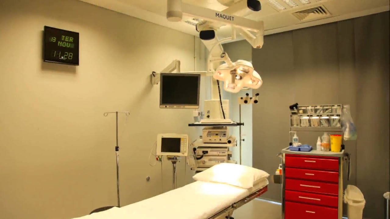 Christopher Johnsson - Clínica de Cirurgia Plástica