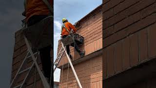 Mantenimiento de #fachada con profesionales en altura en #medellin Mantenimiento de #fachada con profesionales en altura en #medellin