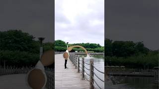 The human body transports water, greening the desert is funny special effects desert greening