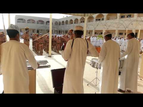 السلام السلطاني في مدرسة المهنا بن جيفر للتعلم مابعد الاساسي بالمنطقة الشرقيه شمال ولاية المضيبي