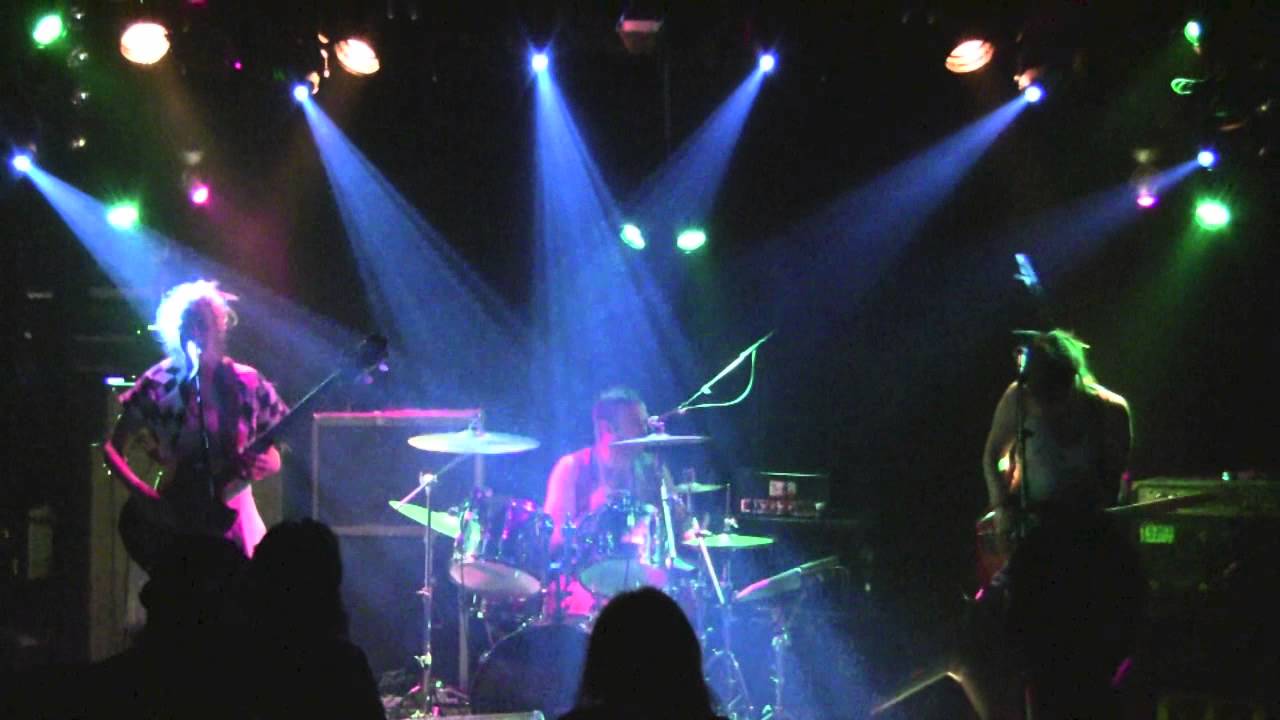 Lushus - Kenne Mich (live @ ACU)