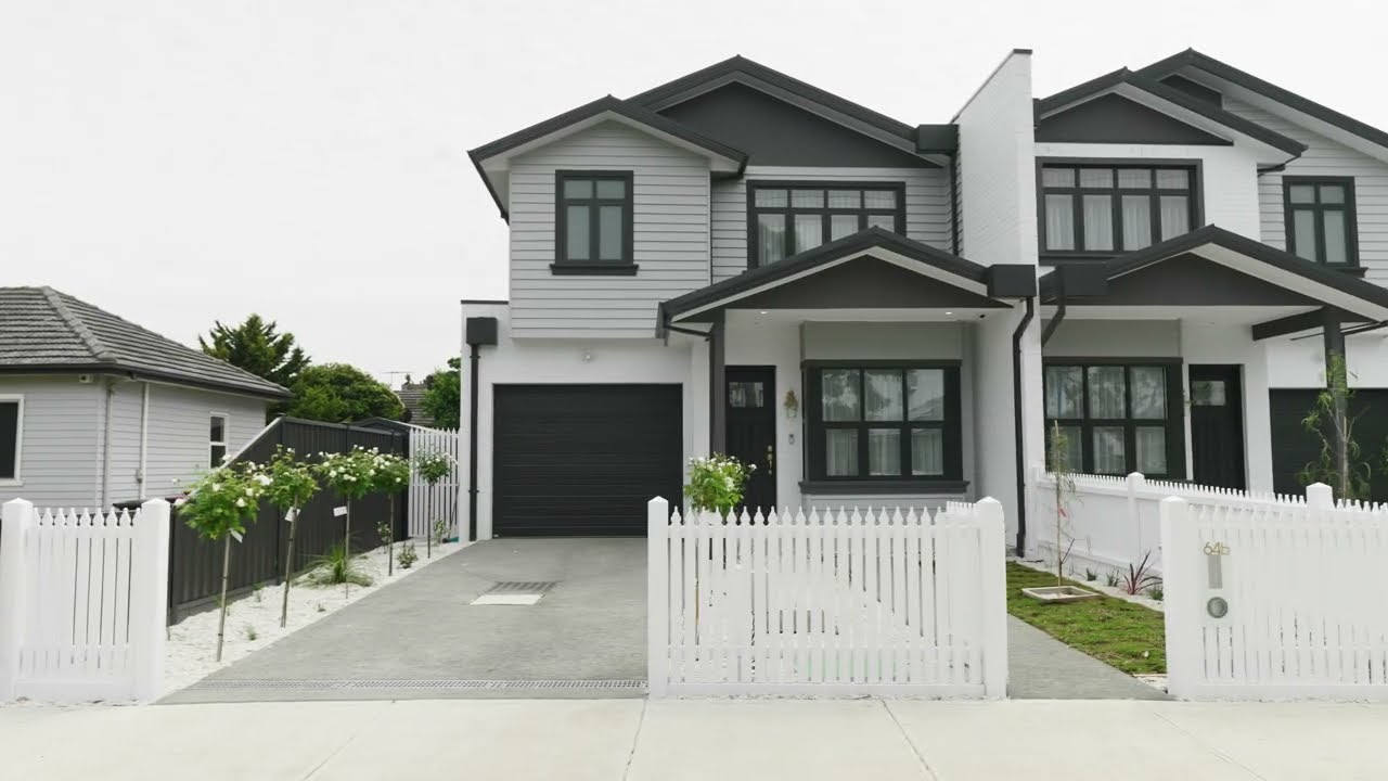 Presenting 64B South Street Hadfield - Luxury Home For Sale - Barry Plant Glenroy - 03 9300 2344