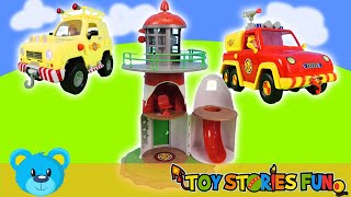 Spielen mit Feuerwehrmann Sam Spielzeugen: Leuchtturm, Feuerwehrauto und Abschleppauto