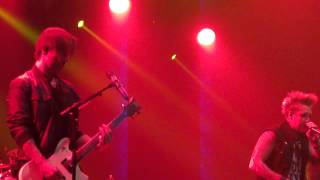 Papa Roach - Gravity [Live St.Petersburg Russia 27.06.2015]