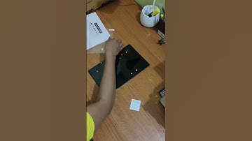 How to put a tempered glass screen on a tablet at home #shorts #diy #lenovo #tablet #tricks #ideas