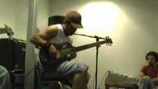 Video voorbeeld van "Duca Tambasco e Sanchez - Bass Solo"