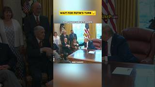 Trump Missed The Handshake Putin Shook Every Hand 😳