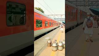 12323 Howrah Barmer Express