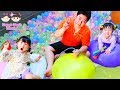 水風船ごっこ遊び！大量のカラフルバルーンおままごと Play color water balloons | Hane&Mari'sWorld