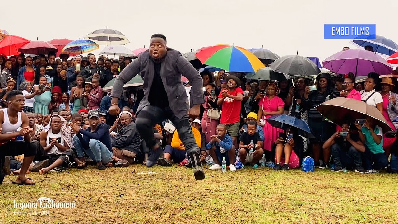 Umthakashana phambi KwaZuma eNkandla - 