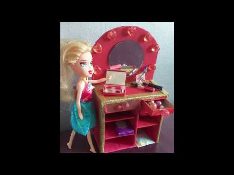 Мебель для куклы. Мебель из картона своими руками