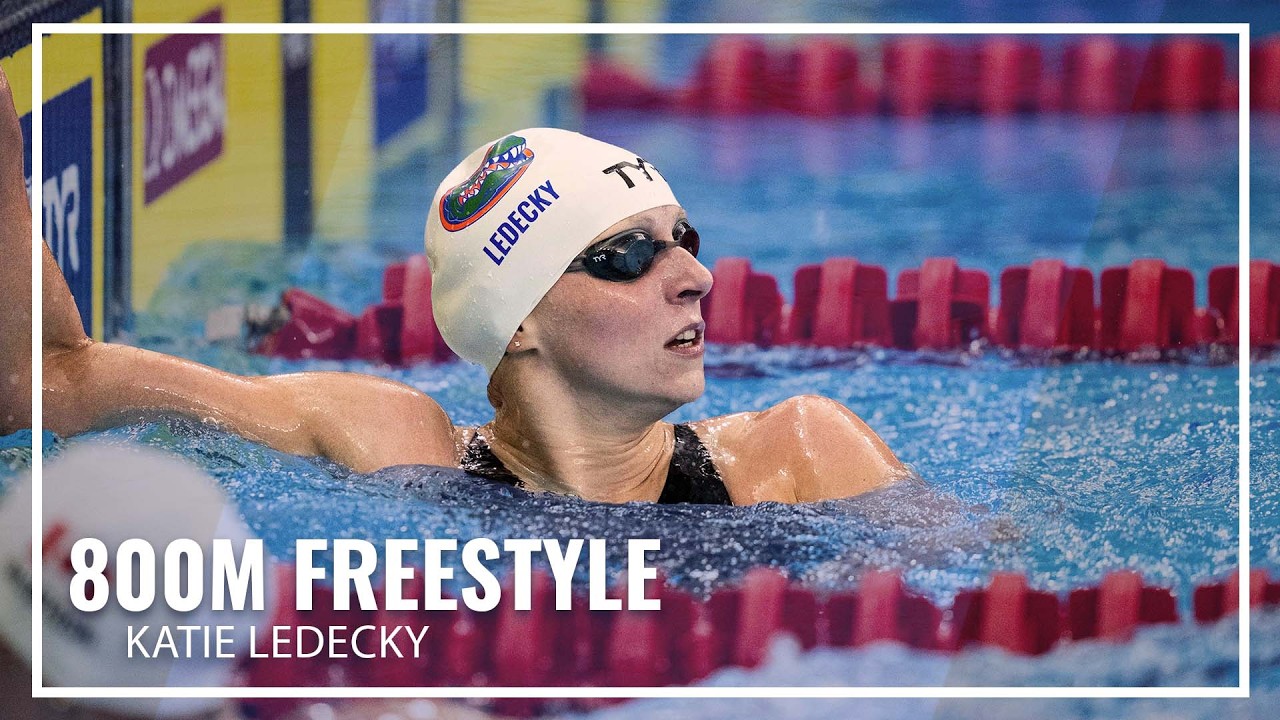 Кэти Ледеки и Саммер Макинтош соревнуются друг с другом в заплыве на 800 метров вольным стилем | ...