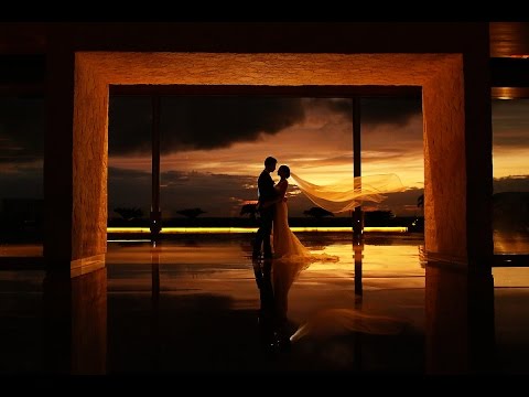 royalton-riviera-cancun-sky-terrace-wedding-|-jette-+-steven