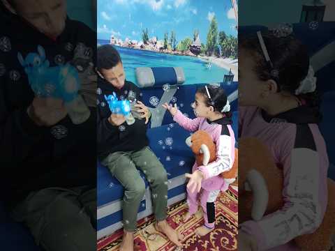 بطنى فيها نونو والولد العيووووطه      طرائف  عمر ماتري