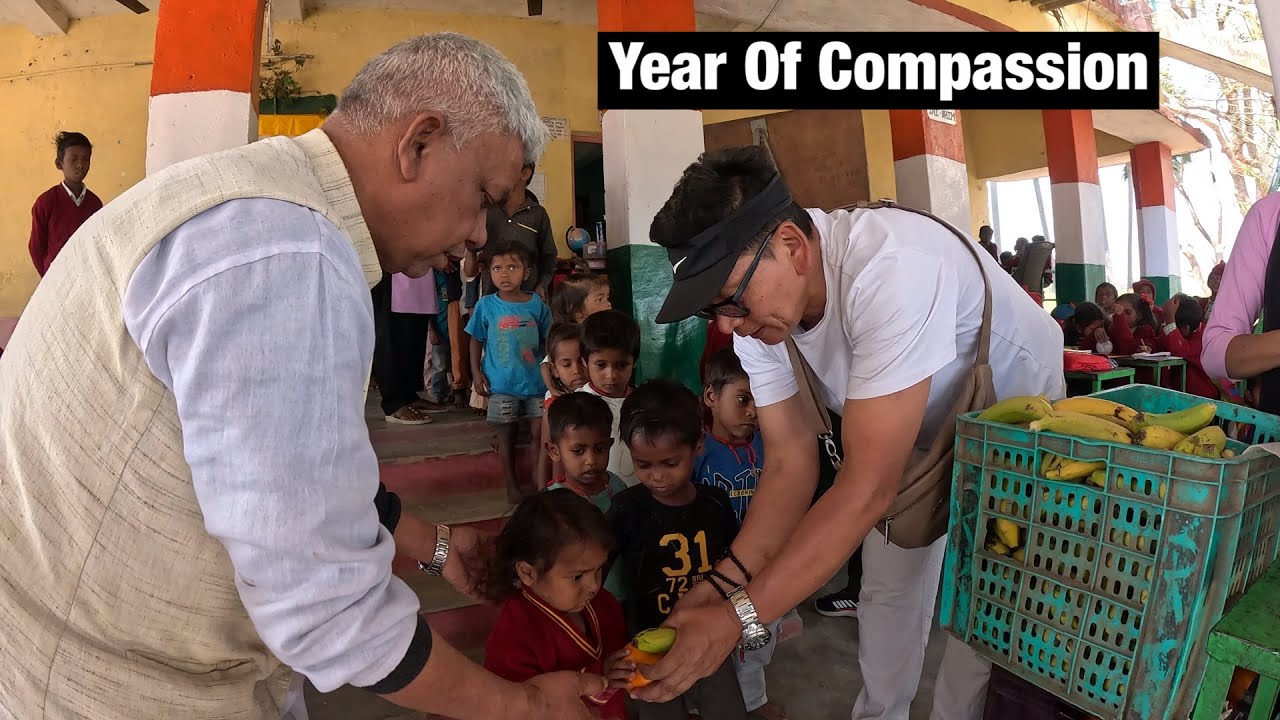 When Kids Smile, We Feel Blessed || Bodh Gaya || Tibetan YouTube ||