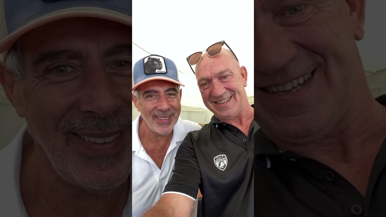 Oooh Gary Davies Oooh Gary Davies he’s got the bit in the middle Saying hello Lisa 